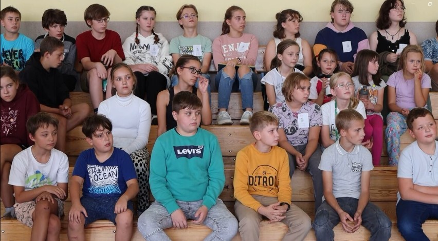 Wsparcie edukacji: Dzieci z Gietrzwałdu otrzymują bezpłatne laptopy