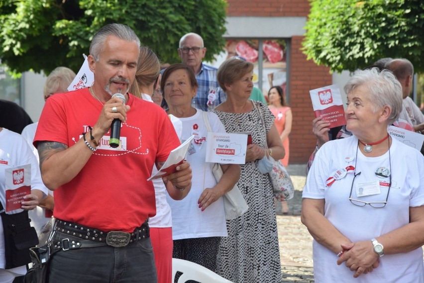 Przypominają, jak ważna jest ustawa zasadnicza. Tour de Konstytucja PL dotarł także do Stargardu