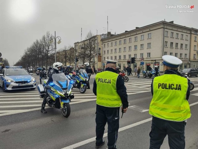 Nad pielgrzymka motocyklistów na Jasną Górę czuwali częstochowscy policjanci
