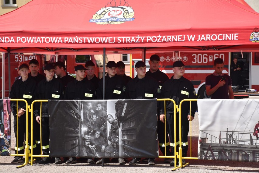 Wręczenie sztandaru Komendzie Powiatowej PSP w Pleszewie i Wojewódzkie Obchody Dnia Strażaka