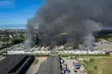 Ogromny pożar Marywilskiej 44 w Warszawie. Spłonęło centrum handlowe. Trwa dogaszanie