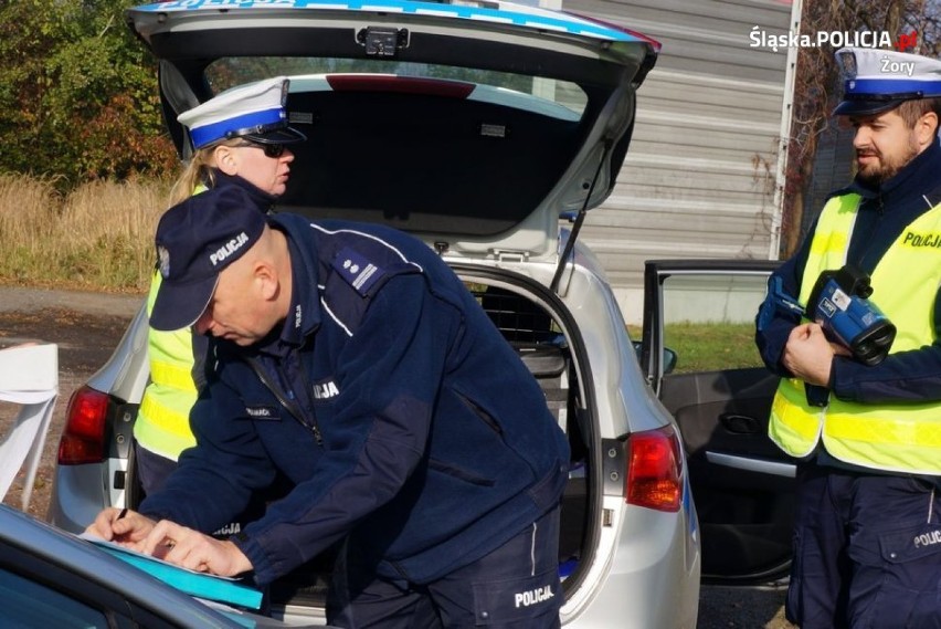 Policjanci czuwali nad bezpieczeństwem podczas długiego...