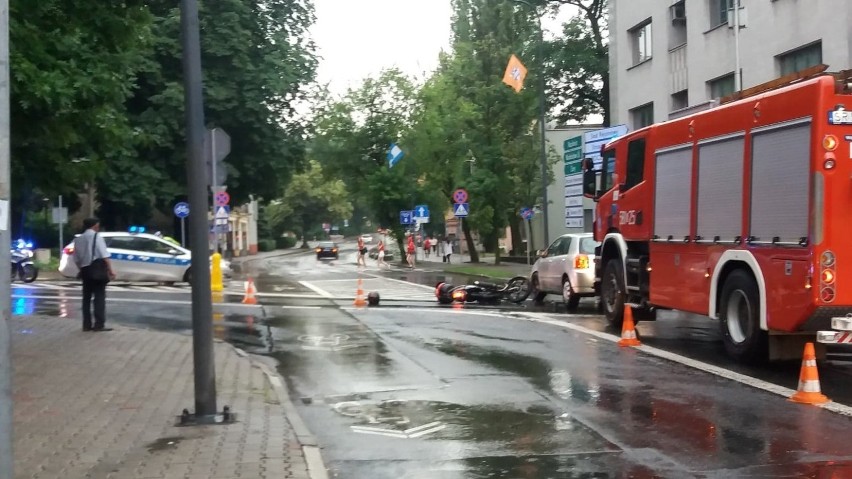 Wypadek na skrzyżowaniu ulicy Bolesława Chrobrego z ulicą 3...
