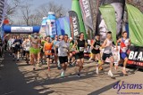 Duża frekwencja w 18. Krakowskim Półmaratonie Marzanny i 7. Krakowskim Biegu z Dystansem „Dla małych serc" [NOWE ZDJĘCIA]