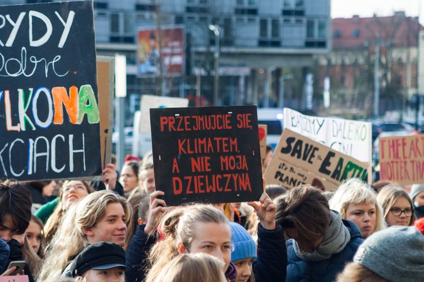 Wielki, młodzieżowy strajk klimatyczny w Krakowie