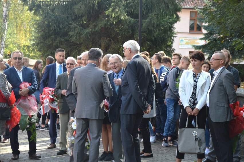 Malbork. 79 rocznica sowieckiej napaści na Polskę [ZDJĘCIA]. Uroczystość pod tablicą Sybiraków