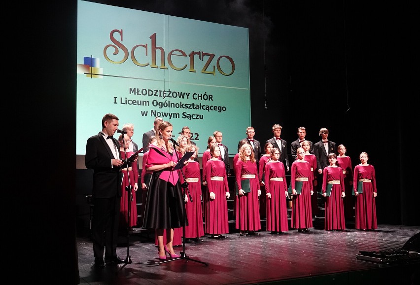 Nowy Sącz. Chór Scherzo świętował swój jubileusz 35-lecia z Marcinem Wyrostkiem