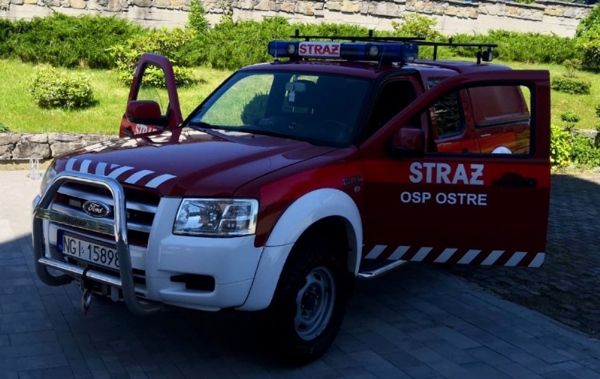 Auto do górskich zadań dla Ochotniczej Straży Pożarnej w Ostrem