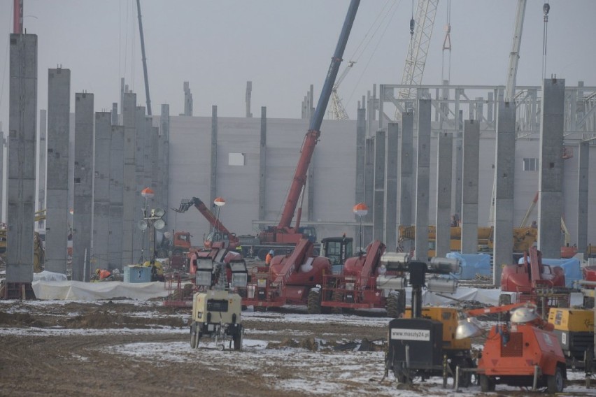 Gigantyczna fabryka będzie gotowa pod koniec 2016 roku