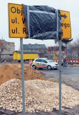 Budują rondo na skrzyżowaniu ulic Wolborska - Rzemieślnicza - Wyzwolenia