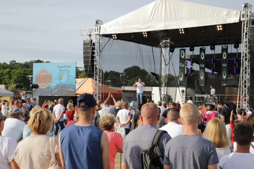 Piękne dziewczyny i Zenek Martyniuk -  w czwartek odbył się Summer Amber Festival w Krynicy Morskiej