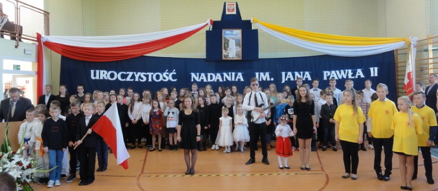 Nadanie imienia Jana Pawła II Szkole Podstawowej w Czeczewie