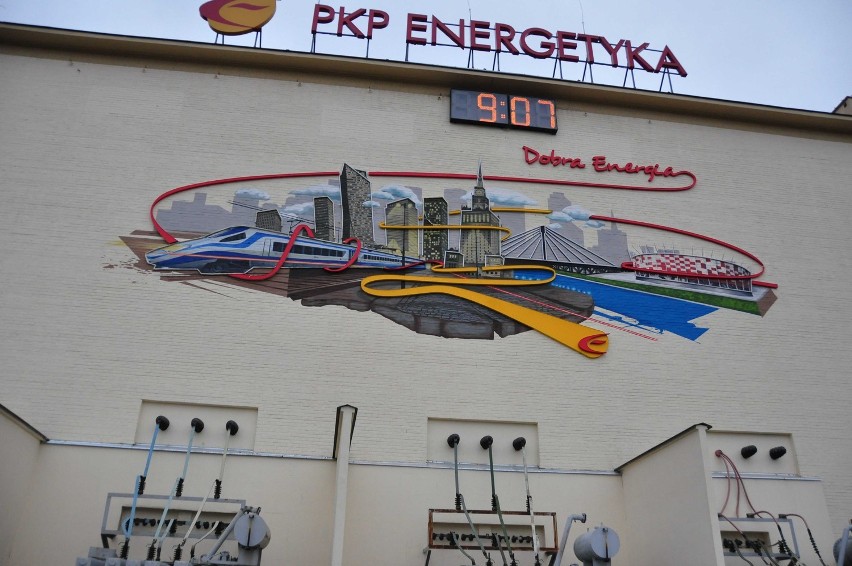 Świecący mural przywita z panoramą Warszawy przywita przyjeżdżających do stolicy