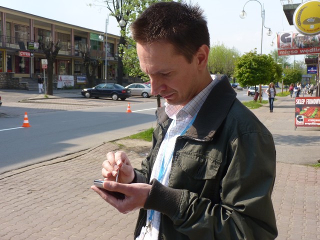 Grzegorz Depta jest jednym z rachmistrzów, którzy właśnie spisują mieszkańców Radomska