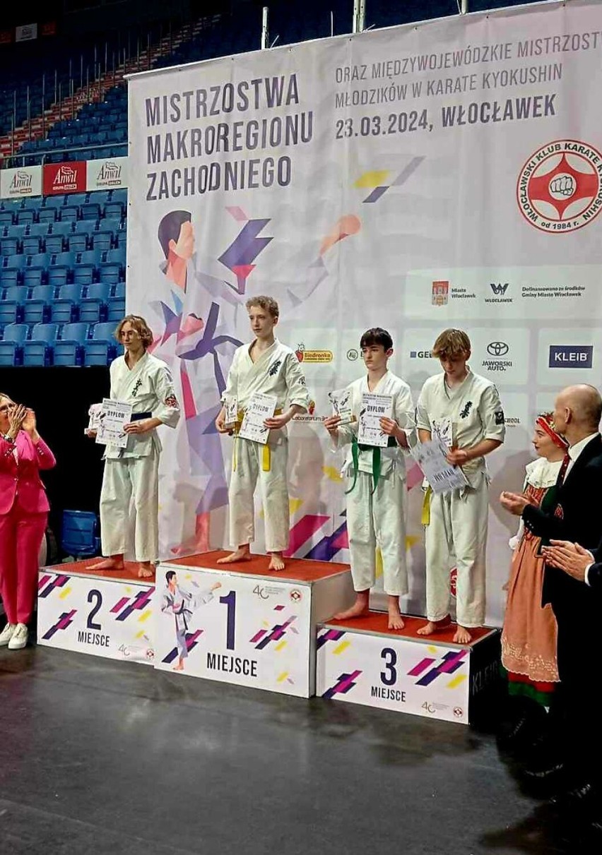 Medale szczecineckich karateków na mistrzostwach [zdjęcia]