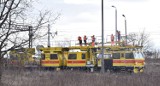 Poważne utrudnienia na linii kolejowej Malbork-Elbląg. Zerwana sieć trakcyjna i defekt pociągu 