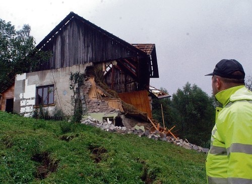 Ten dom w przysiółku Prusów został już całkiem zniszczony.