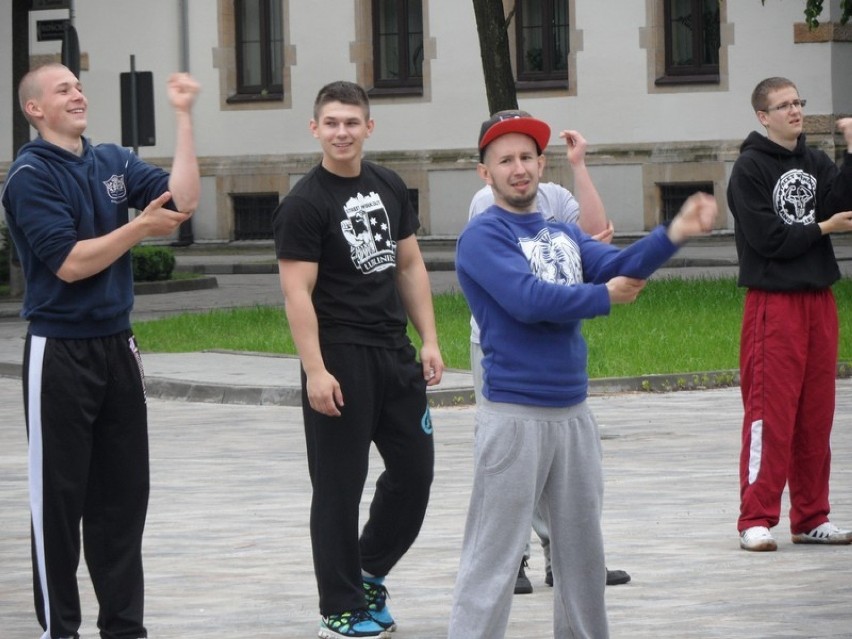 Jarosław "Kopen" Kopacz
Założyciel grupy Street Workout...