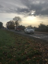 Kolizja osobówki i autobusu na Wileńskiej       