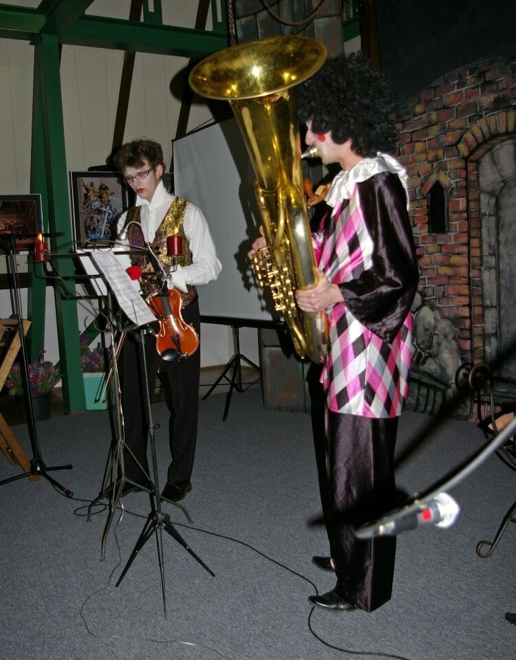 Adam Zimmer (skrzypce) i Jakub Donaj (tuba)