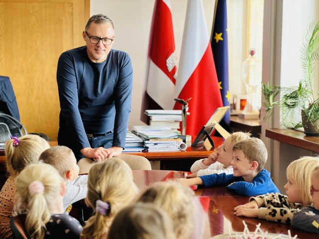 Przedszkolaki z wizytą u prezydenta Sieradza