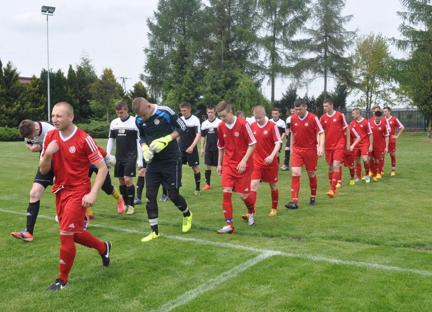 Liga Okręgowa grupa Zielona Góra.  ZAP Syrena Zbąszynek - Czarni Rudno 2:1 (0:0)