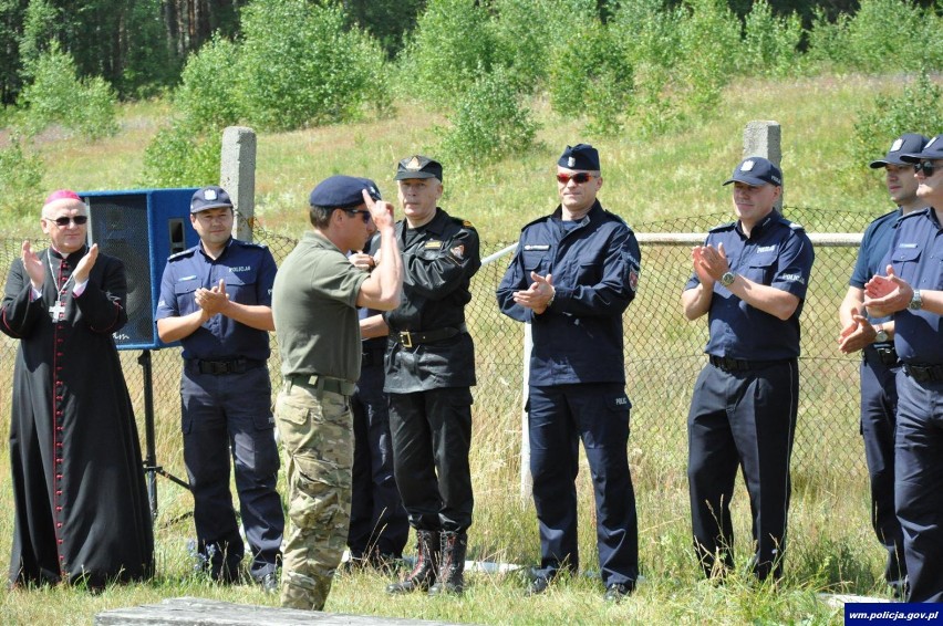 Antyterroryści działają w Olsztynie od 25 lat. Zobaczcie,...