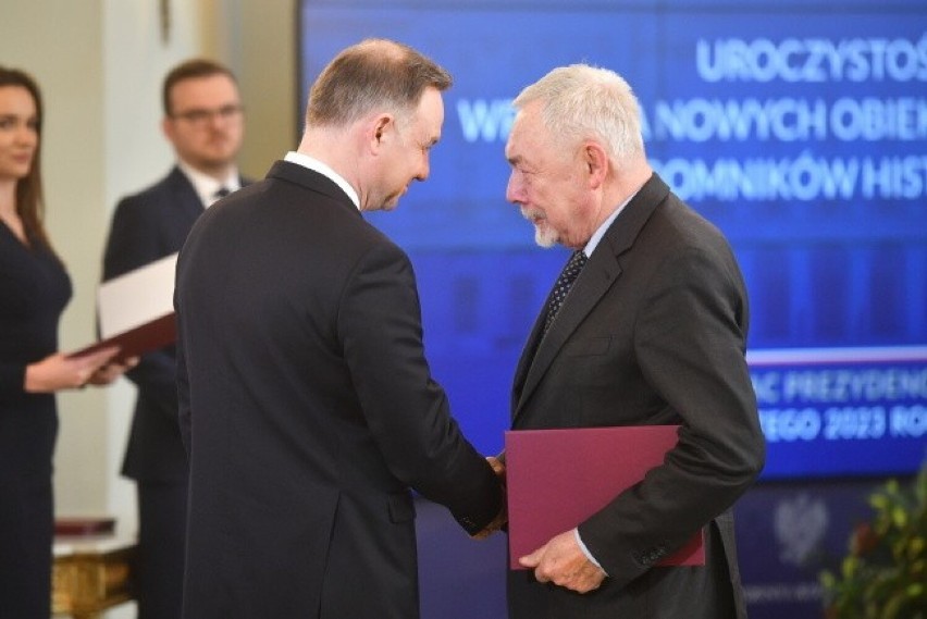Prezydent Andrzej Duda i prezydent Krakowa Jacek Majchrowski...