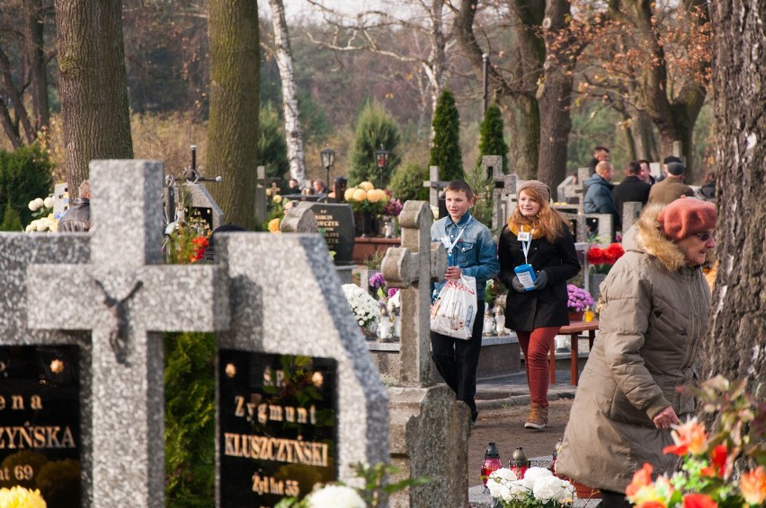 Kwesta na cmentarzu w Rossoszycy
