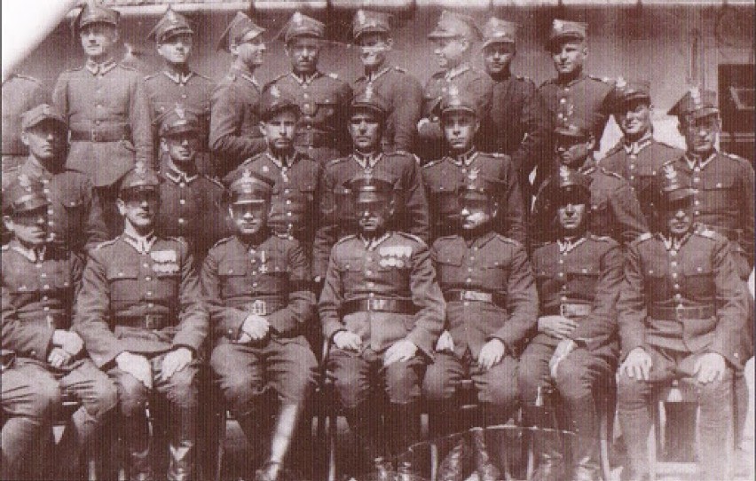 16 pułk piechoty z Tarnowa w kampanii wrześniowej 1939 r. Bitwa pod Pszczyną była jego Termopilami
