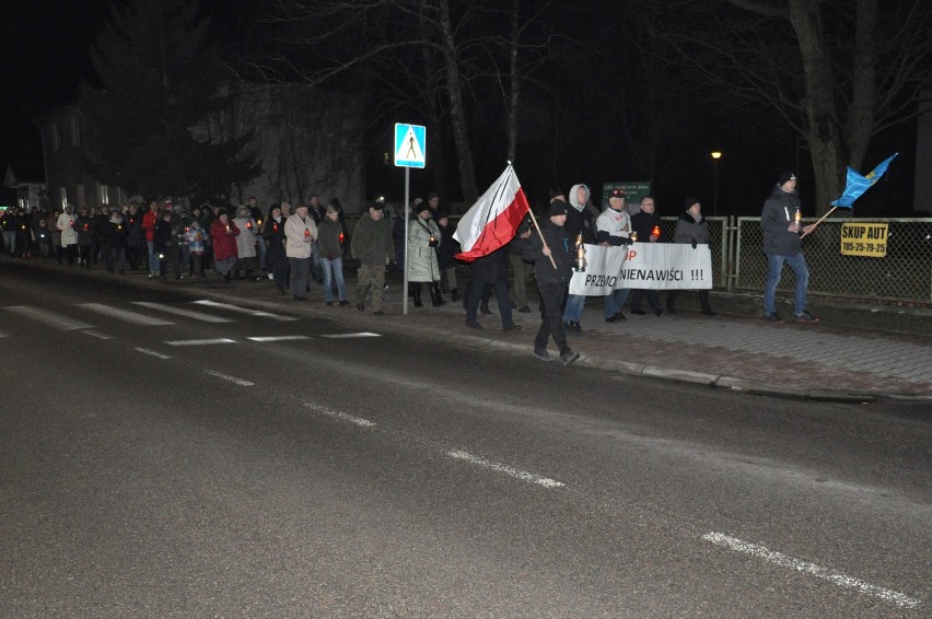 Mieszkańcy Przechlewa przeszli w marszu milczenia (zdjęcia)