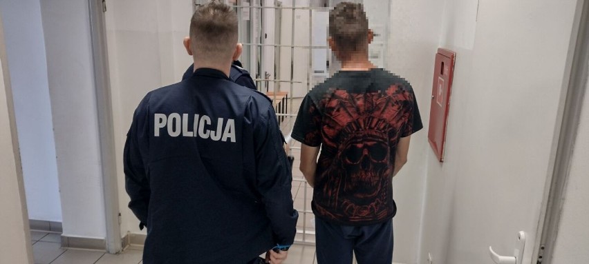 Głogowska policja zatrzymała trzech mężczyzn, którzy pobili i okradli nastolatka