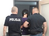 Zarzuty za rozbój dla dwóch młodych mieszkańców Wadowic. Brutalnie pobili i okradli przechodnia. Grozi im do 12 lat odsiadki