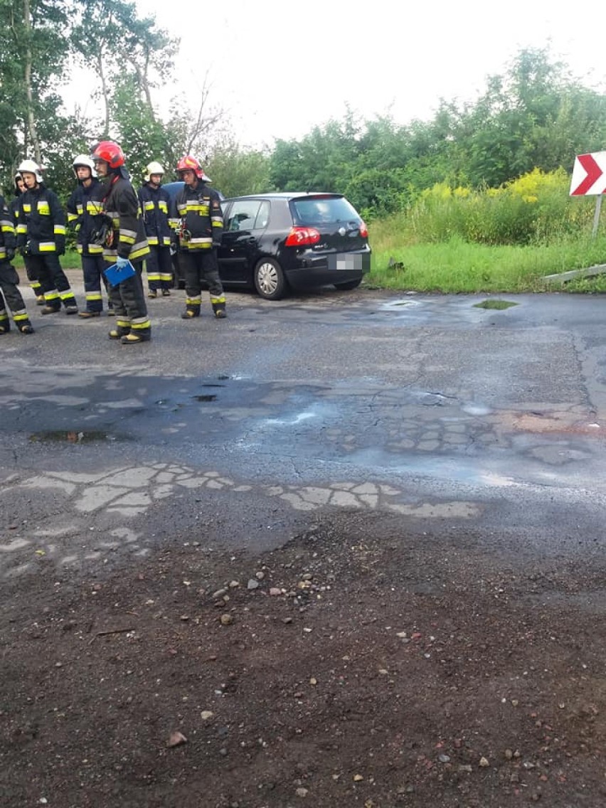 Dwa auta zderzyły się na Piaskowej w Gorzycach