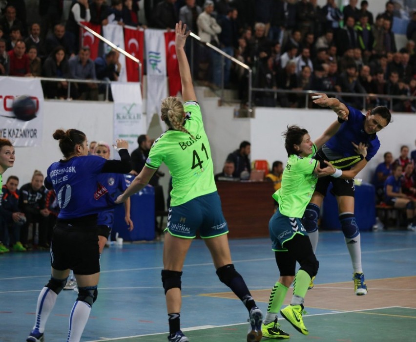 Pierwszy mecz III rundy EHF Challenge Cup. (22.11.2014,...