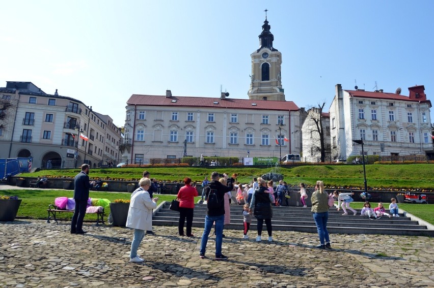 Flash mob w Rynku w Przemyślu z okazji Międzynarodowego Dnia...