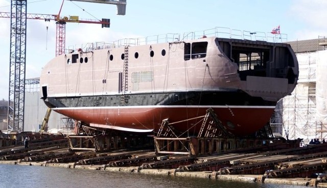Tak wyglądał jeszcze niedawno kadłub pasażersko-samochodowego promu B-611 jaki w Gdańsku zamówiła norweska firma żeglugowa Torghatten Nord AS. W piątek  prom będzie zwodowany.