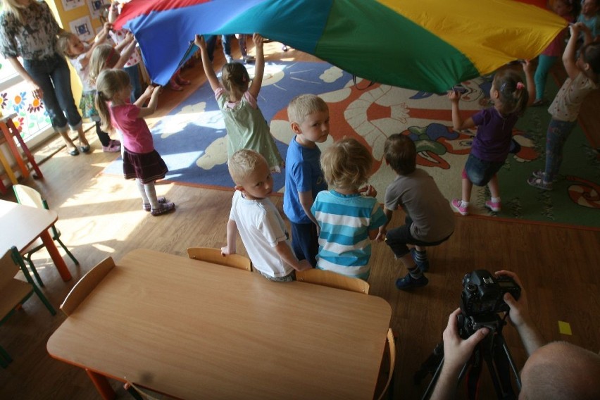 Przedszkolaki w Rydułtowach mają teledysk "Dziecięcy świat"