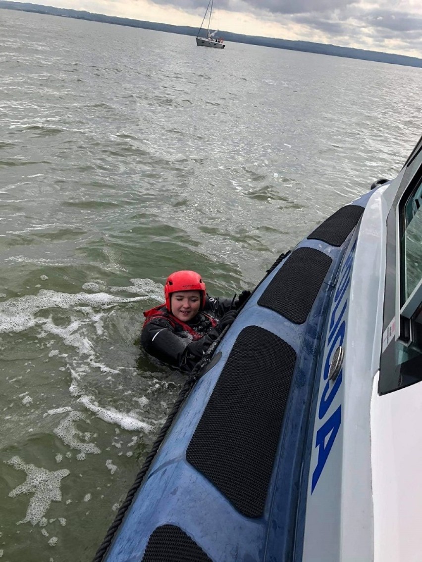 Krynica Morska: policjanci szkolili się wspólnie z ratownikami