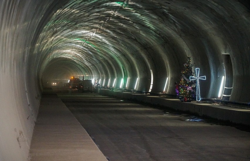 Tunele TS-26 oraz TS-32 to obiekty inżynieryjne, których...