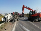 Śmiertelny wypadek pod Klonówcem. Nie żyje kierowca ciężarówki. Droga zablokowana [ZDJĘCIA]