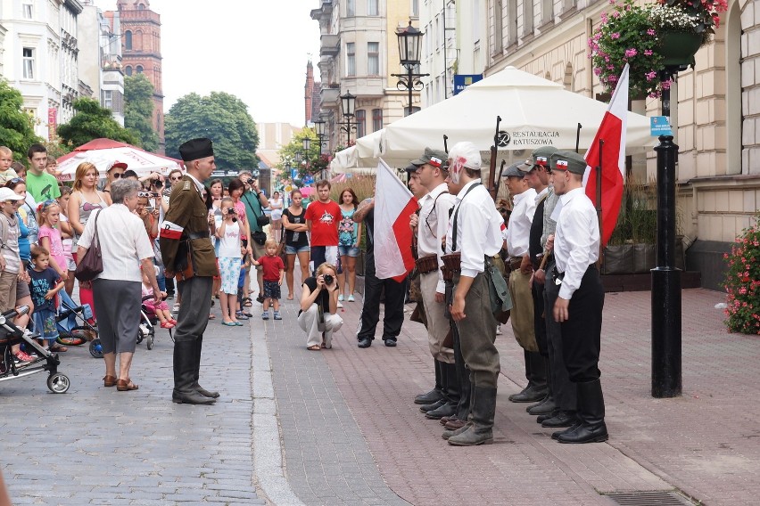 W ten sposób rocznicę Powstania Warszawskiego w Gnieźnie...