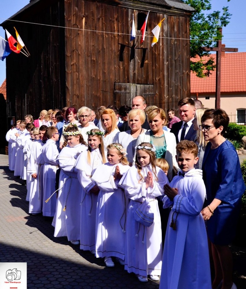 I Komunia Święta w parafii MB przy Żłóbku w Kobylinie