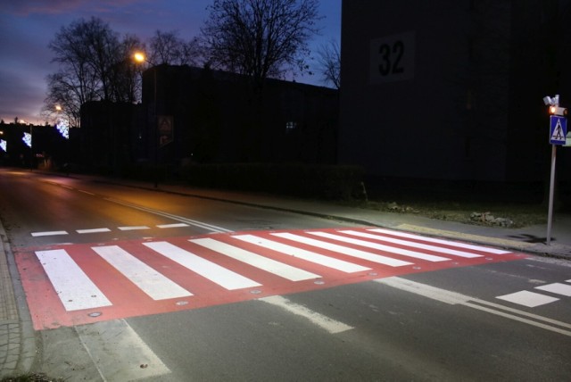 Aktywne przejścia dla pieszych powstały w Piekarach Śląskich. Zobacz zdjęcia >>>