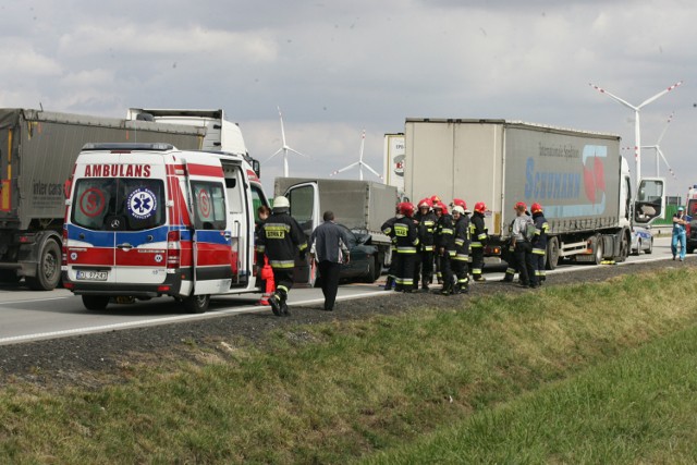 W wypadku na autostradzie zginął 31-latek.