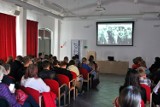  Nowy Dwór Gdański. To my jesteśmy Pamięcią - film "Obrońcy Poczty" zgromadził młodzież i mieszkańców 