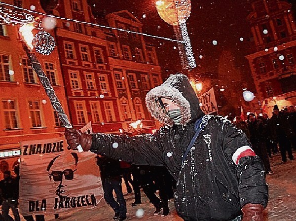 13 grudnia ub.r. członkowie NOP demonstrowali we Wrocławiu.
