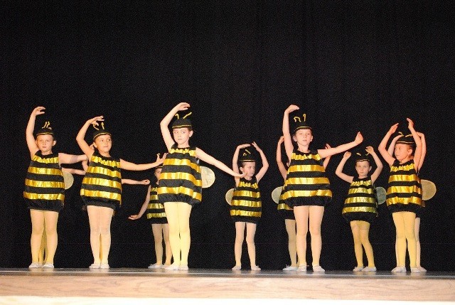 Występ dzieci z Ogniska Baletowego w Żarkach