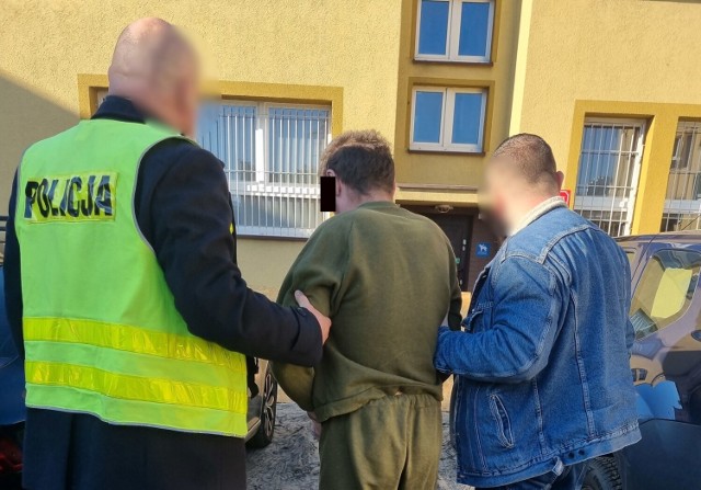 40-letniemu mieszkańcowi powiatu rypińskiego za usiłowanie zabójstwa taksówkarza może grozić kara dożywotniego pozbawienia wolności.