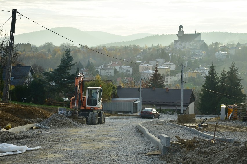 Gorlice. Łącznik Stróżówskiej i Korczaka coraz bliżej finału. Gorliczanie będą mieli wygodny drogowy skrót [ZDJĘCIA]